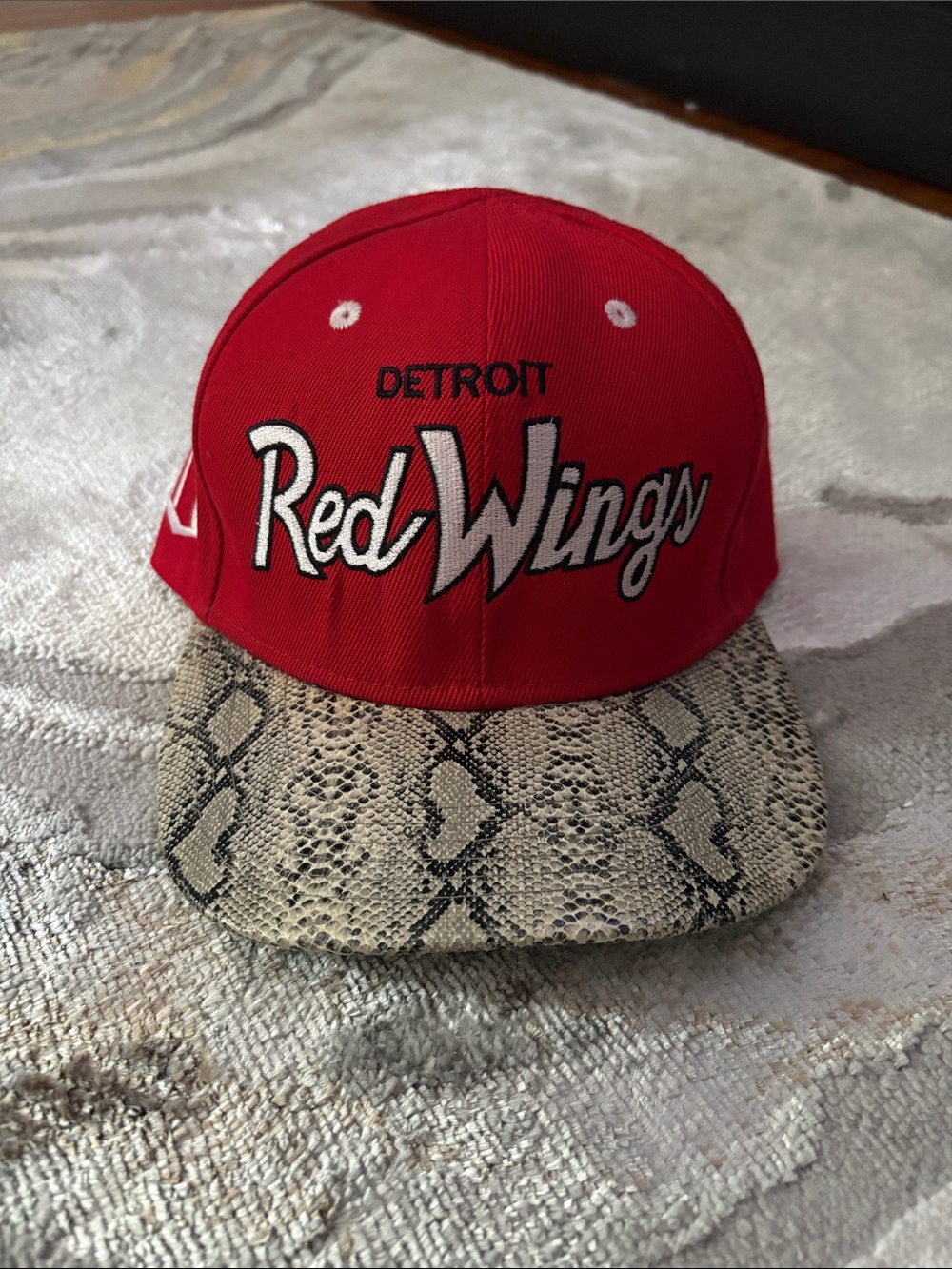 Mitchell & Ness Detroit Red Wings Red Snapback with Snake-Print Brim